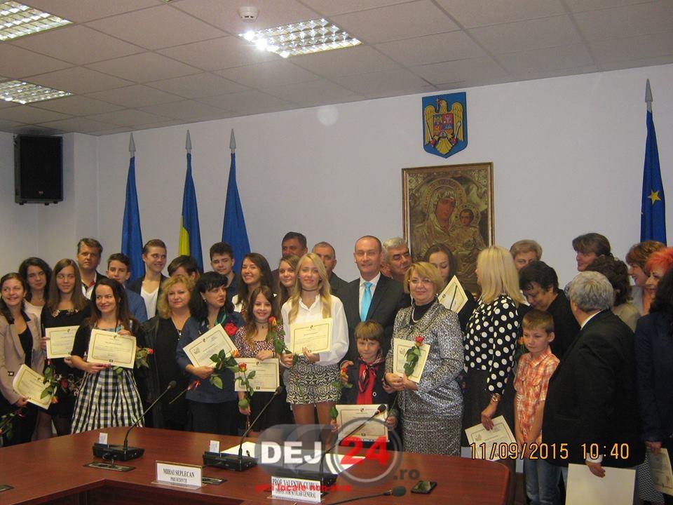 Consiliul Judetean Cluj premiere elevi nota 10 (1)