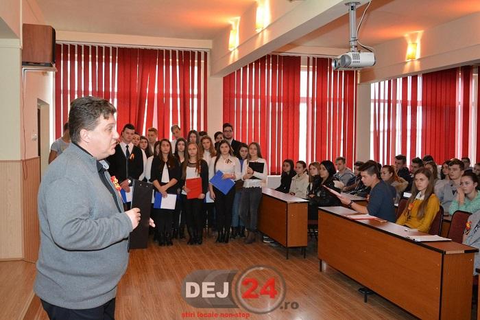 1 Decembrie scoala elevi Ziua Nationala a Romaniei (4)