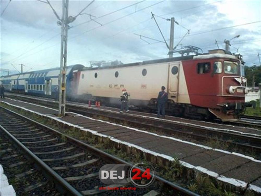 Incendiu locomotiva tren gara CFR Beclean (2)