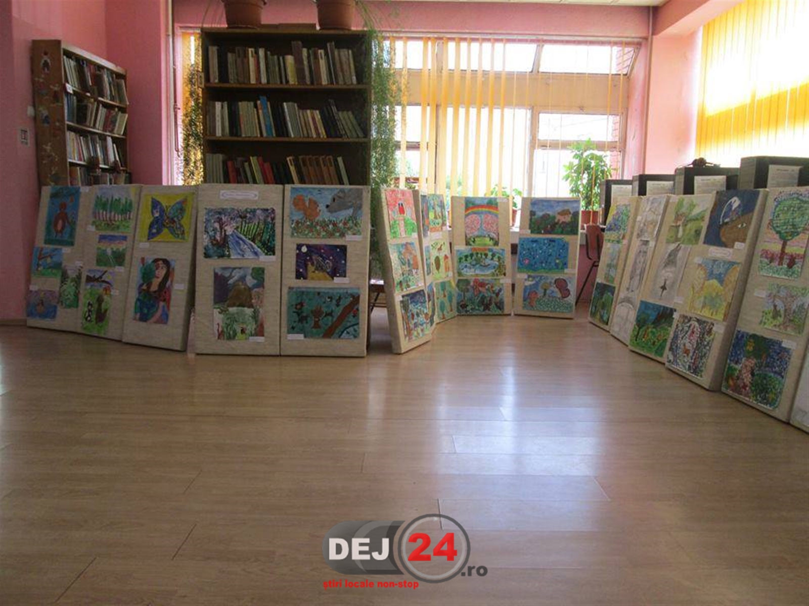 Salonul anual de desene Biblioteca Municipala Dej (2)