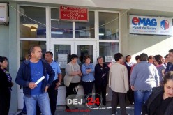 Protest al angajaților Oficiului Poștal Dej! Aceștia sunt nemulțumiți de salarii și de volumul uriaș de muncă – FOTO